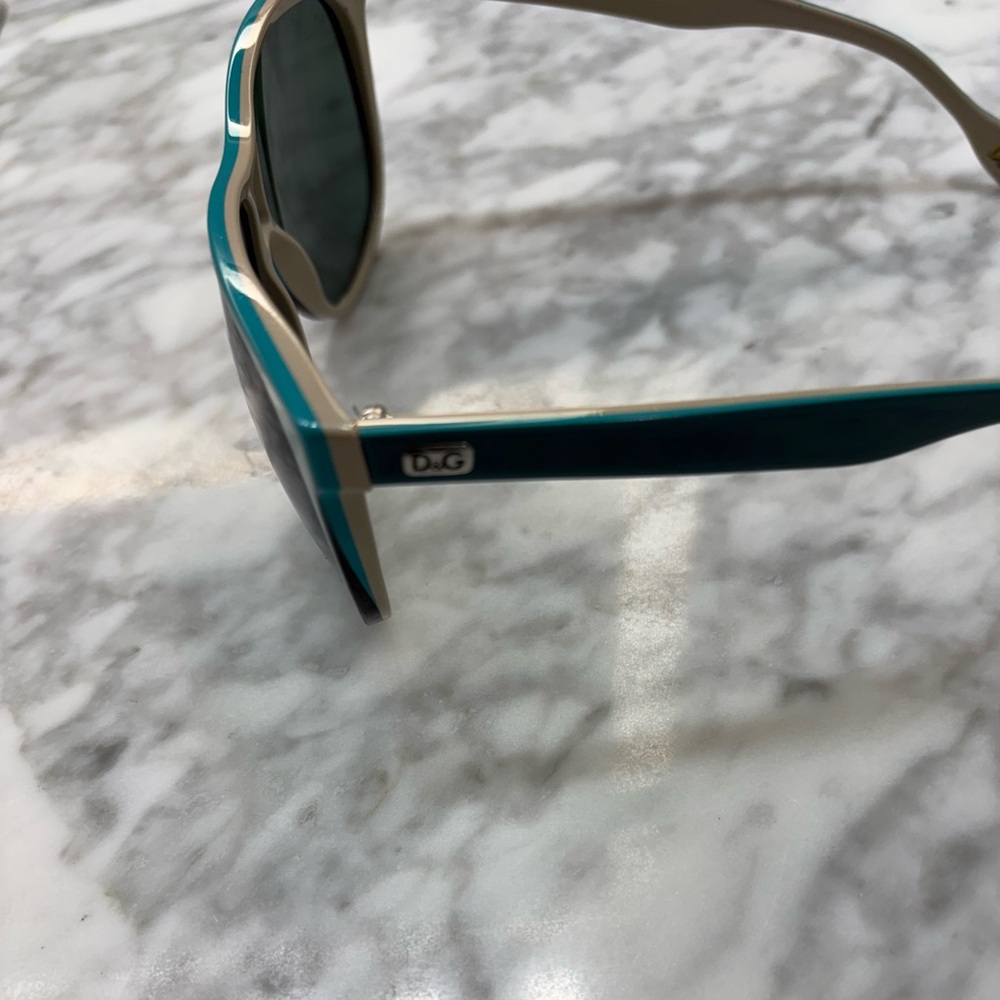 Dolce & Gabbana sunglasse